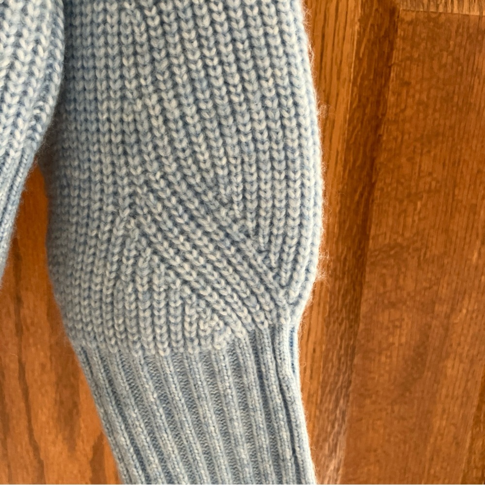 Time and Tru icy blue Women's Sweater large - Picture 6 of 10